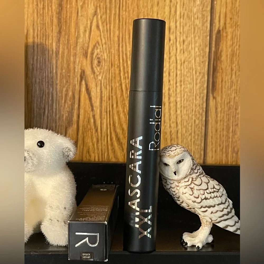 RODIAL Glamolash XXL Mascara In Velvet Black